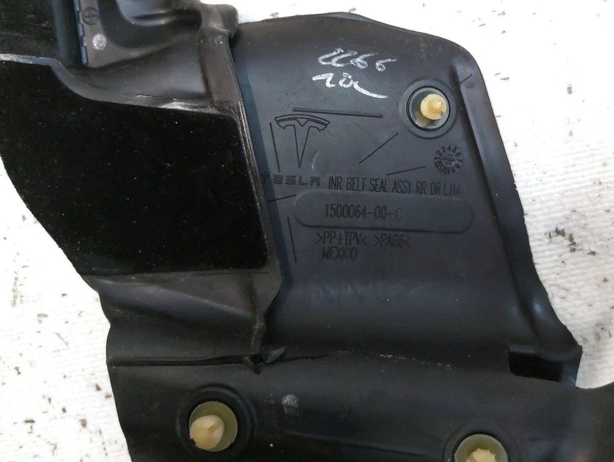 1 Inner belt seal assembly, Rear door, LH, Tesla Model Y 1500064-00-E