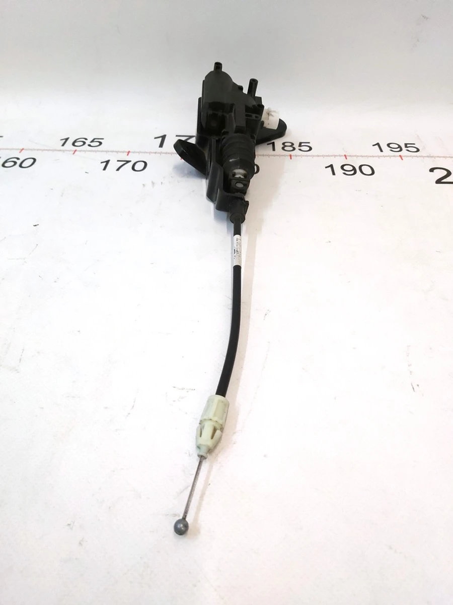 4 Привід замка капота електричного відкриття закриття з тросиком і кронштейном в зборі Tesla Model 3, Model Y 1500398-00-D