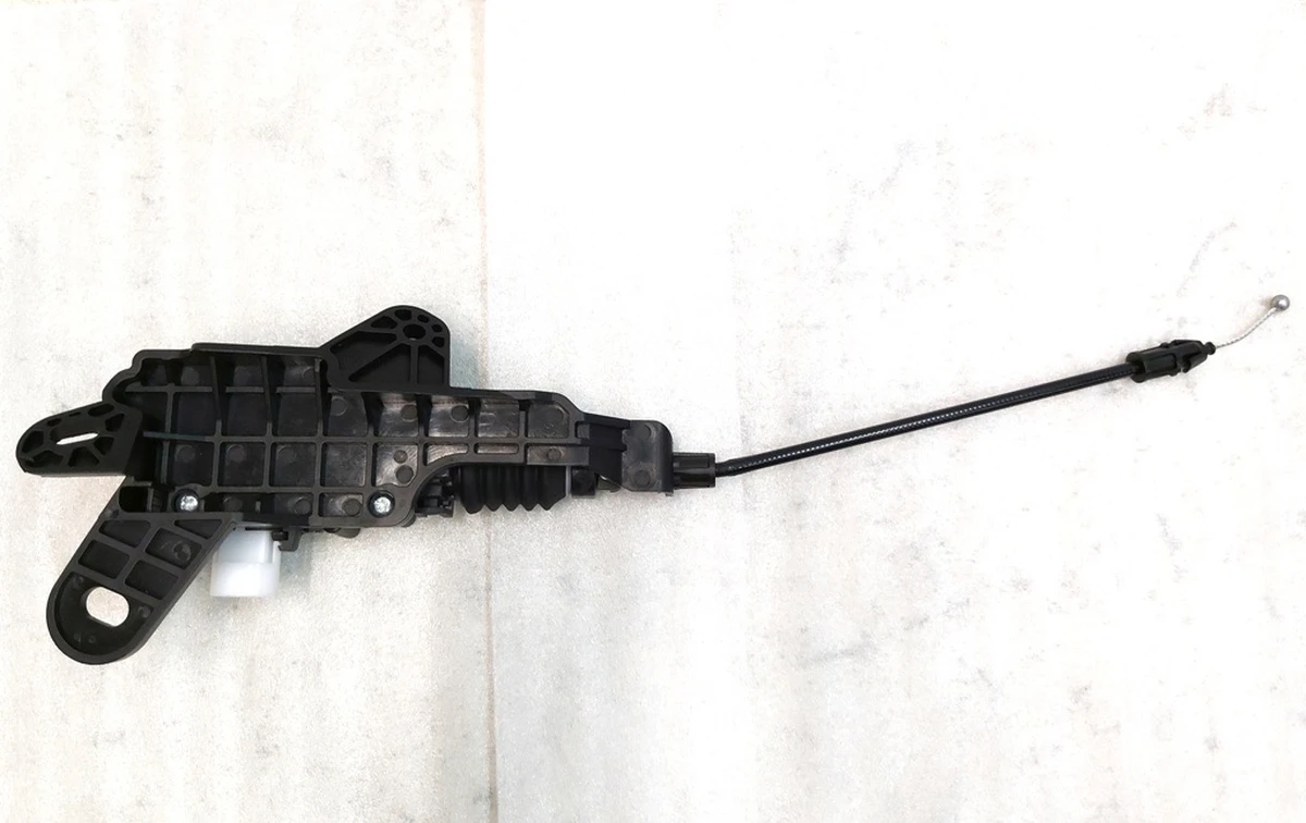 4 Привід замка капота електричний відкриття закриття з тросиком та кронштейном у зборі Tesla model 3, model 3 jan 2024, model Y 1500398-00-D