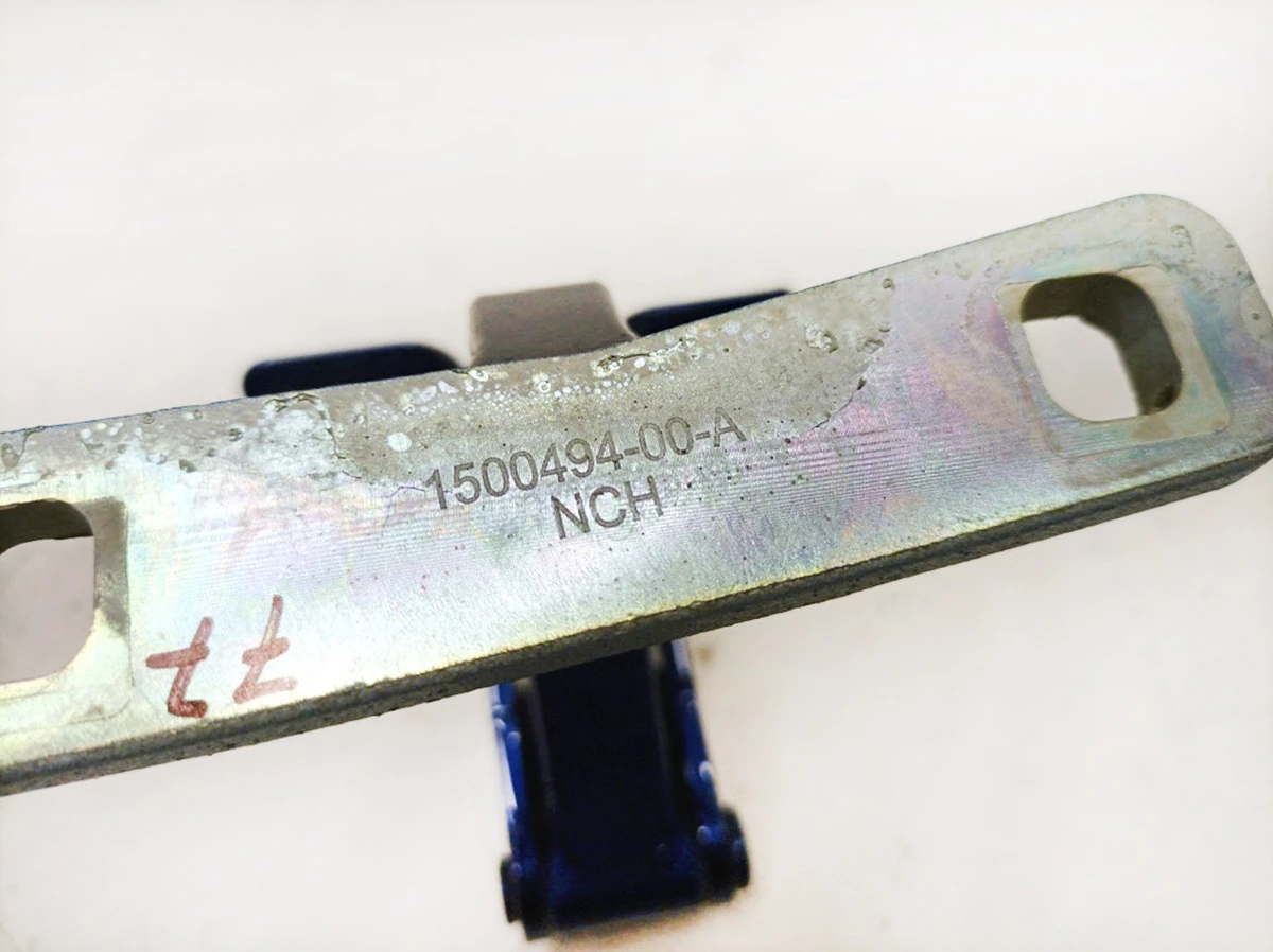 1 Петля крепления крышки багажника (ляды) левая PPSB Tesla model Y 1500494-00-A