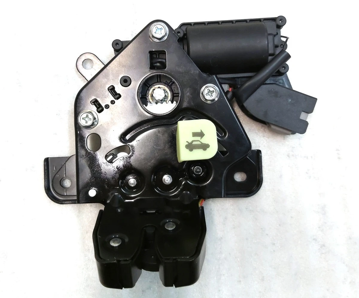 1 Замок багажника с дотяжкой Tesla Model 3, Model 3 Jan 2024, Model Y 1500604-00-B