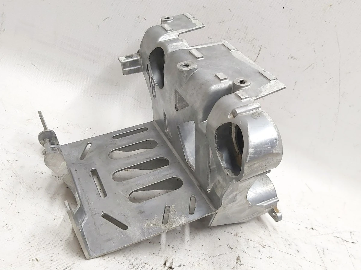 2 Кронштейн крепления АКБ в сборе AWD RWD Tesla Model 3, Model Y 1119120-00-D