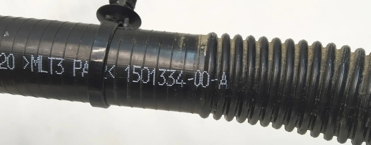 9 Патрубок системи охолодження основної батареї Tesla Model 3, Model Y 1501334-00-D