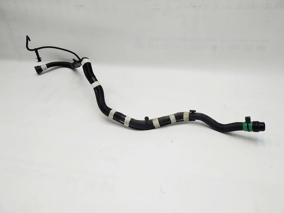 9 Патрубок системи охолодження основної батареї Tesla Model 3, Model Y 1501334-00-D