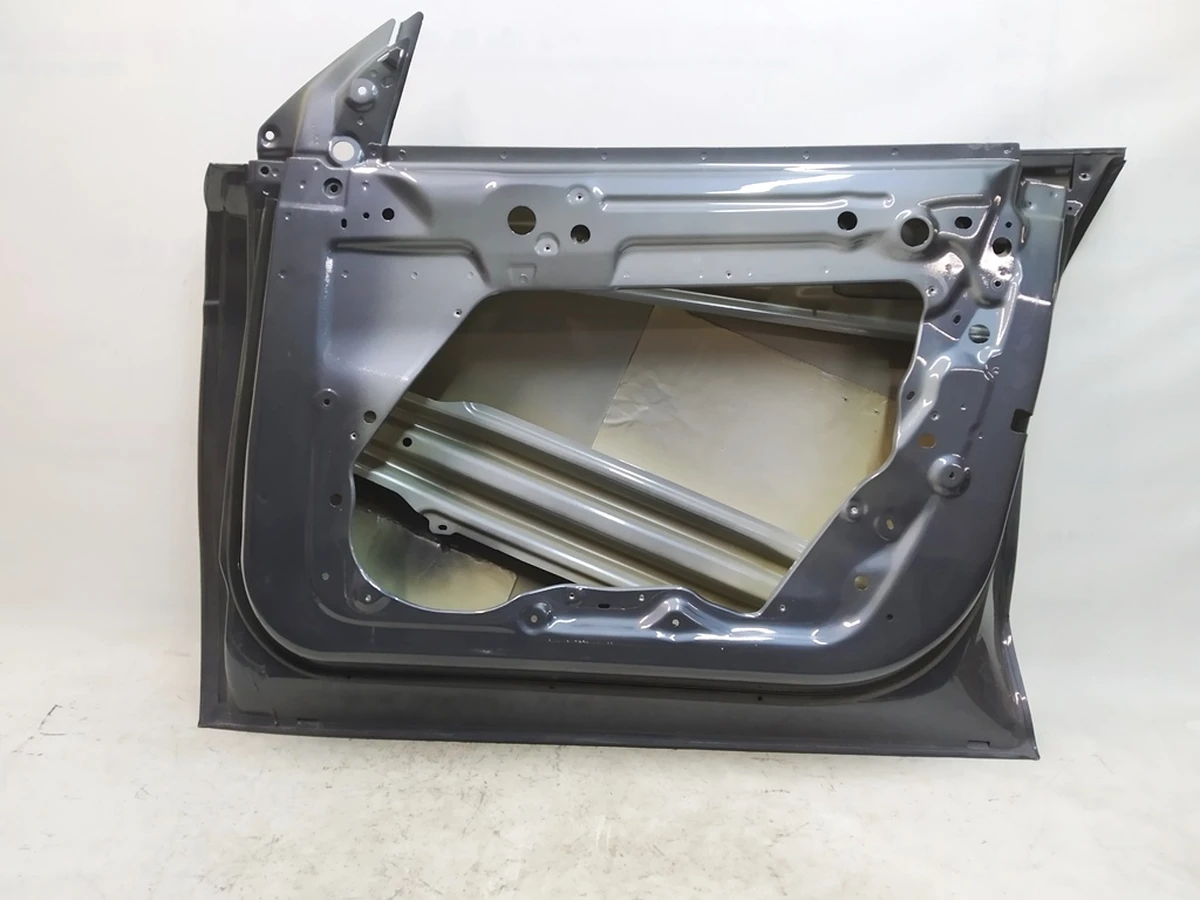 5 Двері передні праві PMNG з ущільнювачем Tesla Model Y 1501462-12-A