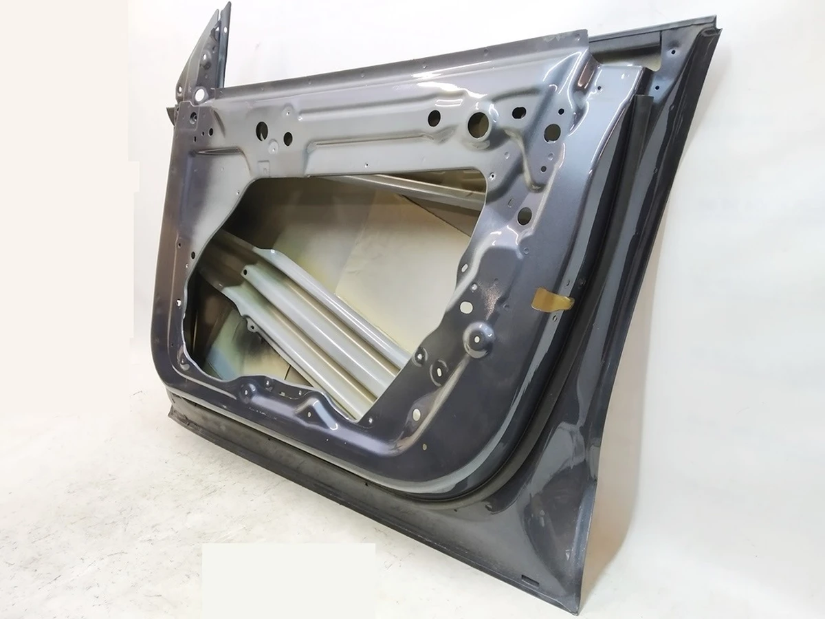 5 Двері передні праві PMNG з ущільнювачем Tesla Model Y 1501462-12-A