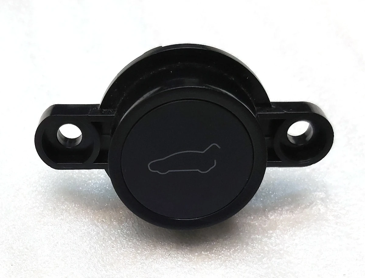 6 Кнопка закриття кришки багажника Tesla model 3, model Y, model X 1501907-00-B