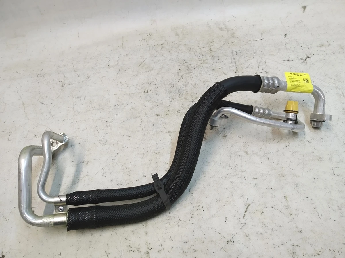 2 Трубопровод кондиционера R1234yf Tesla Model 3, Model 3 Jan 2024, Model Y, Model Y Feb 2025 1502020-00-C
