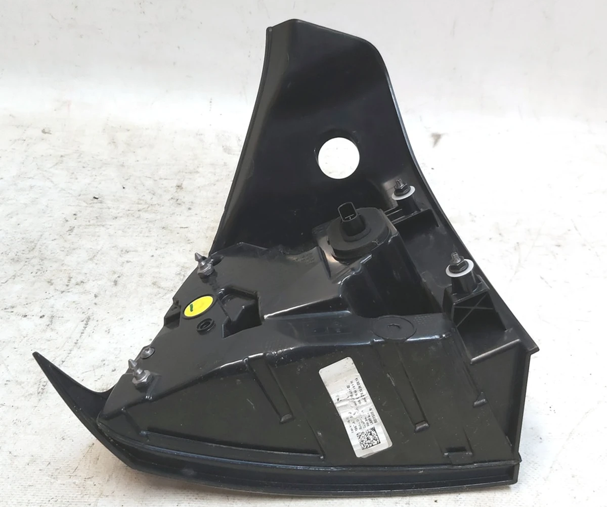 Ліхтар правий зовнішній GLOBAL (yellow) 4 pin Tesla model 3, model Y 1502087-00-D