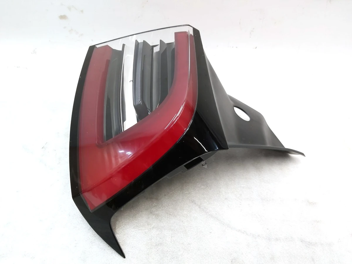 2 Фонарь правый наружный GLOBAL (yellow) 4 pin Tesla model 3, model Y 1502087-00-D