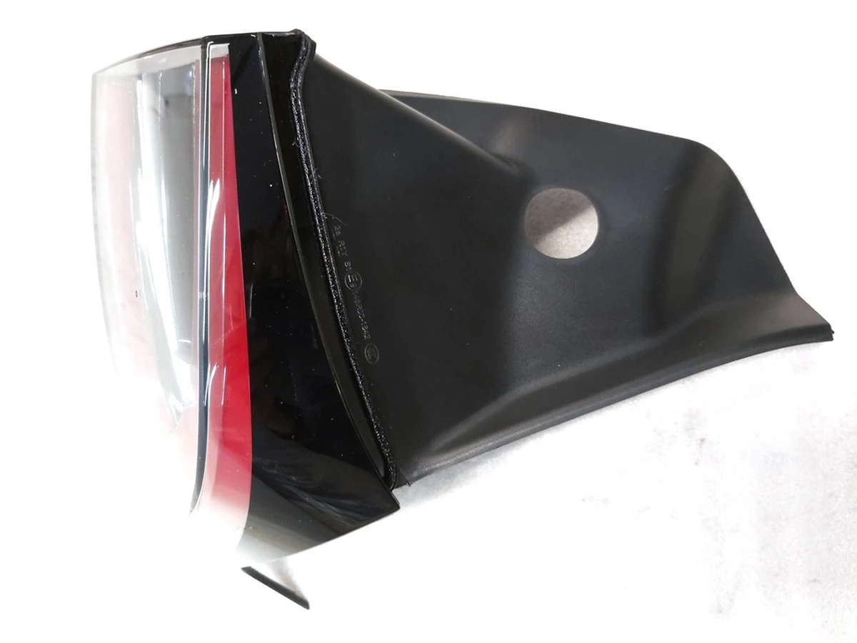 2 Фонарь правый наружный GLOBAL (yellow) 4 pin Tesla model 3, model Y 1502087-00-D