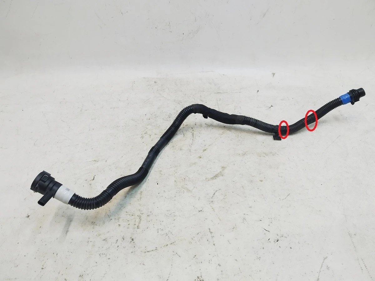 12 Патрубок системы охлаждения (повреждение) Tesla model 3, model Y 1504721-00-C