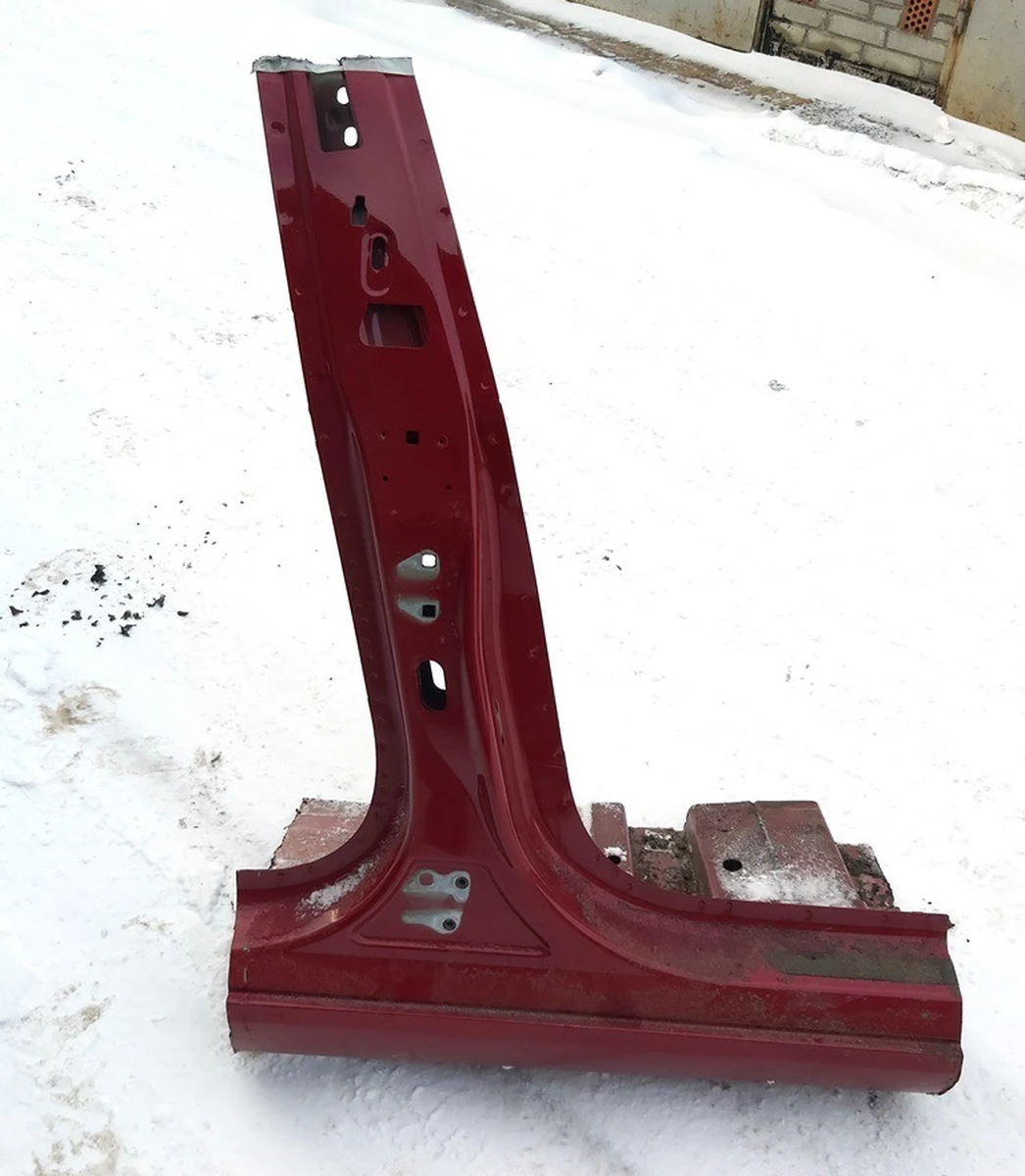 3 Кузовна панель правої стійки B (середньої) без верхньої частини PPMR Tesla model 3 1504888-S0-A