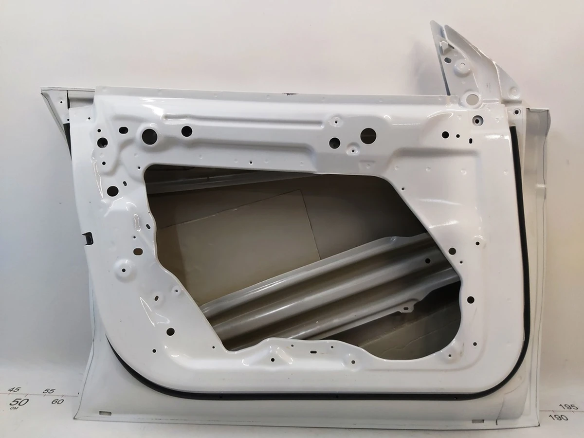 3 Двері передні ліві (метал) PPSW з ущільнювачем Tesla Model Y 1505460-11-A