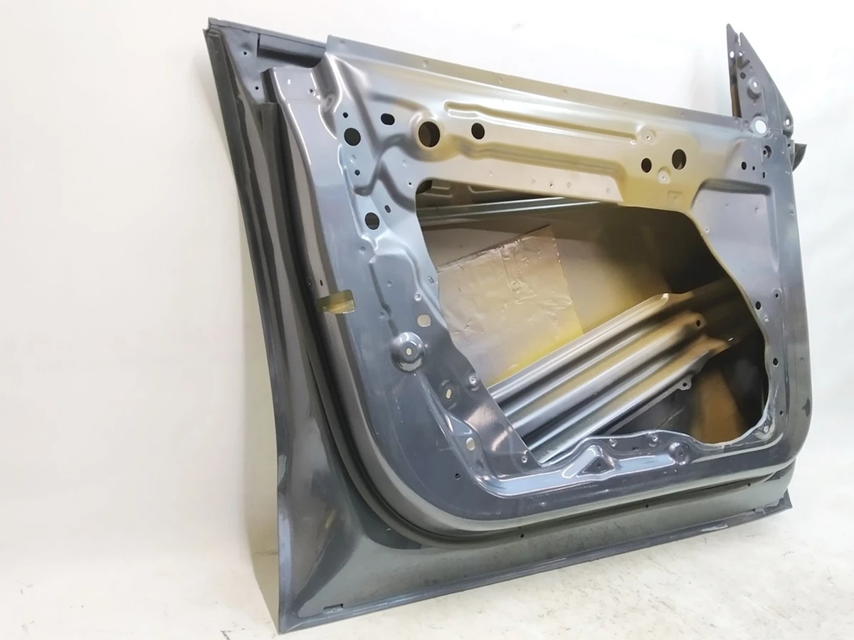 3 Двері передні ліві (метал) PMNG з ущільненням Tesla Model Y 1505460-12-A