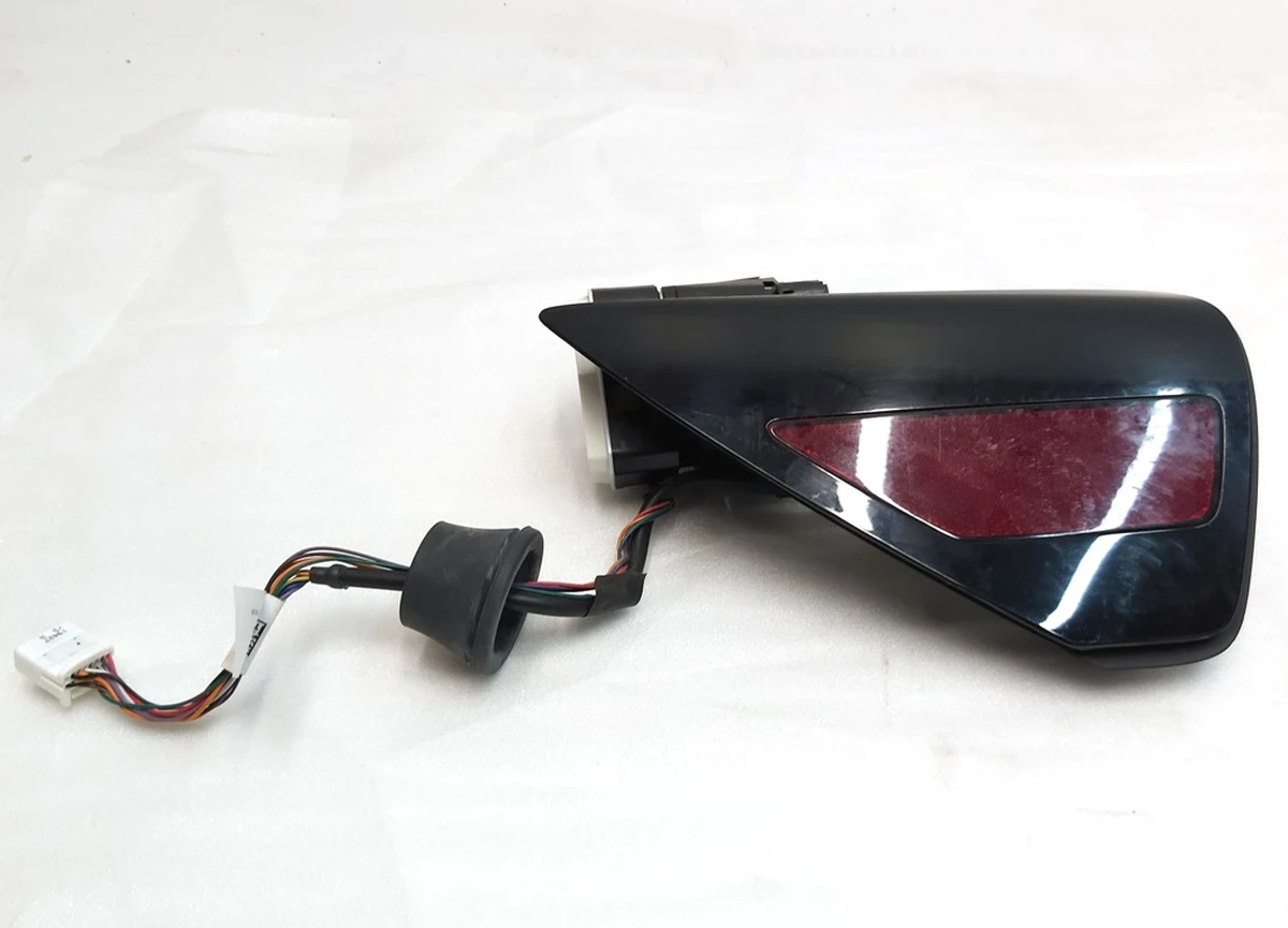 2 CHARGE PORT DOOR,M3/Y,NA Tesla mode 3, model Y 1505513-00-A