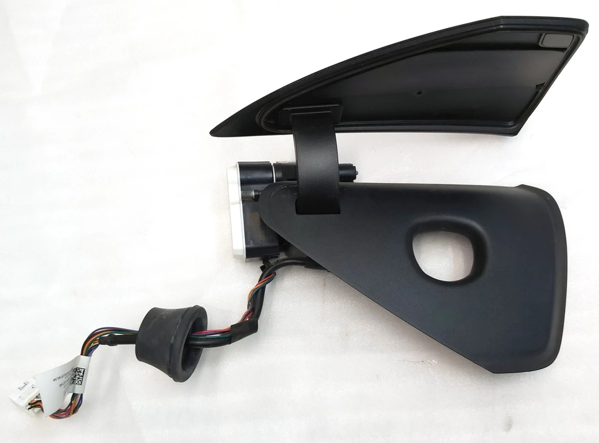 2 CHARGE PORT DOOR,M3/Y,NA Tesla mode 3, model Y 1505513-00-A
