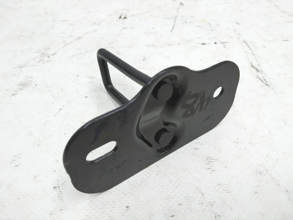 1 Петля замка капота одинарная низкая (нового образца) Tesla Model 3, Model Y 1505712-00-B