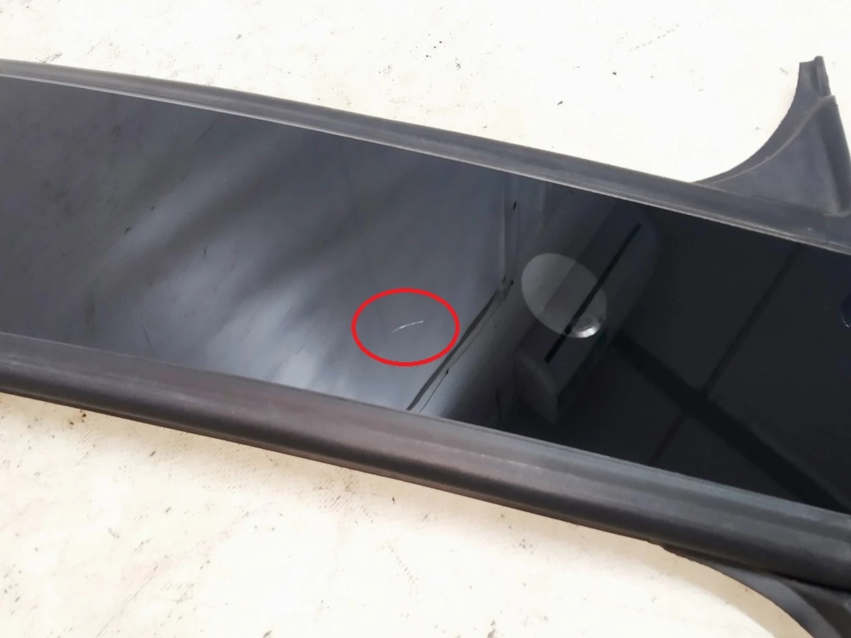 6 Assembly - B-PILLAR applique - LH Tesla Model Y 1506885-00-D