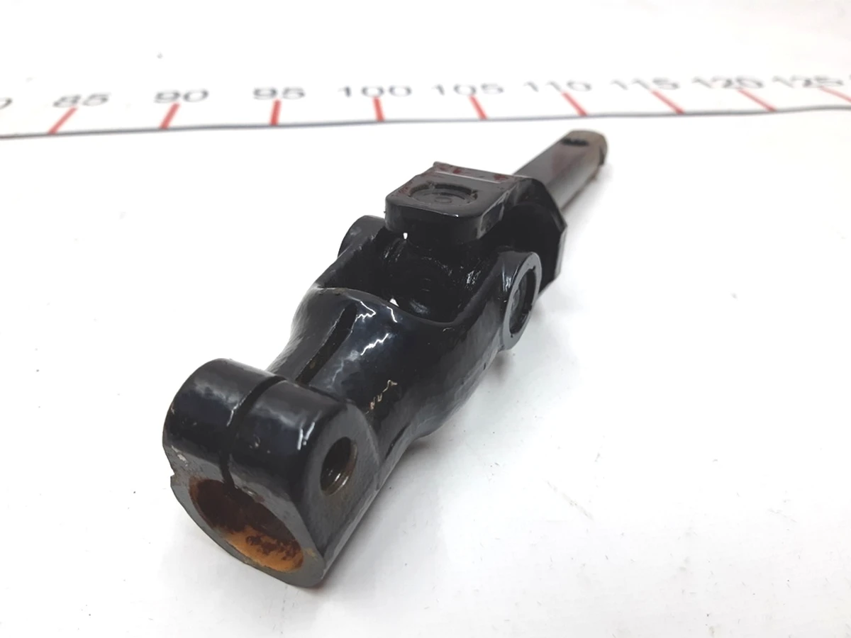 11 Кардан рульової колонки нижній Tesla model S 1507140-00-A