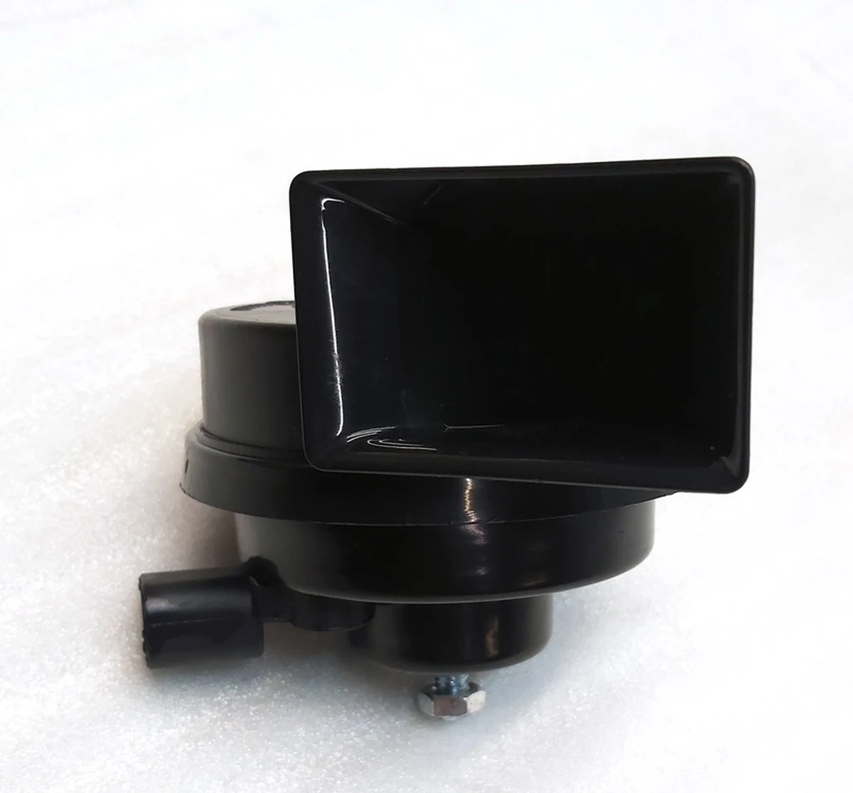 1 Клаксон (сигнал) низький тон Tesla model 3, model Y 1507242-00-B