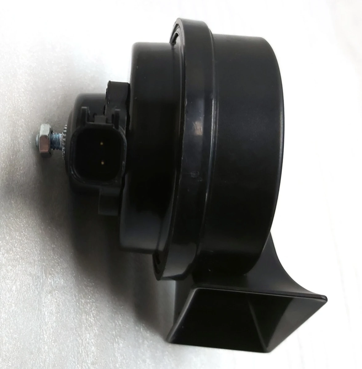 1 Клаксон (сигнал) низький тон Tesla model 3, model Y 1507242-00-B