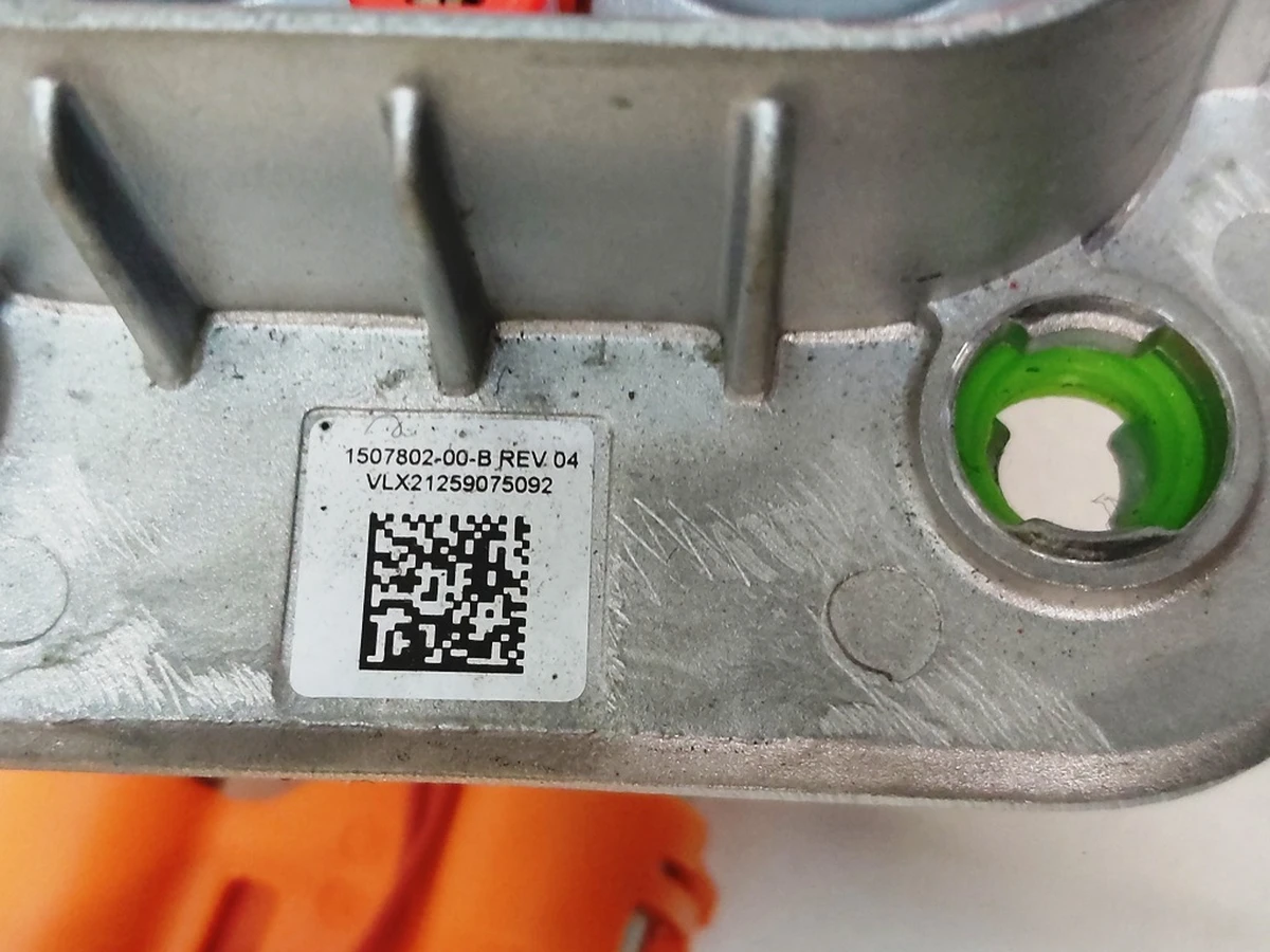 Роз'єм високовольтний порту зарядки основної батареї HVCON HDR 2P 600V HVIL BB REV04 Tesla model 3, model Y 1507802-00-B