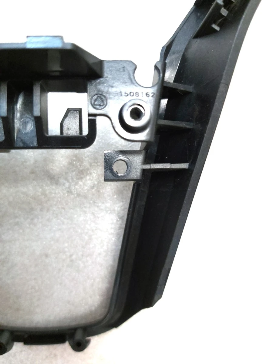 10 Корпус декоративний подушки безпеки водія на кермі Tesla model Y 1508162-00-B