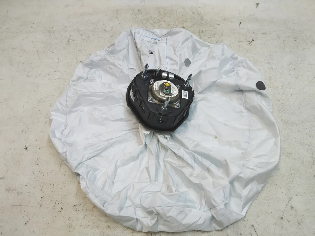 1 Подушка безпеки водія в зборі (під відновлення) Tesla model 3, model Y 1508347-00-C