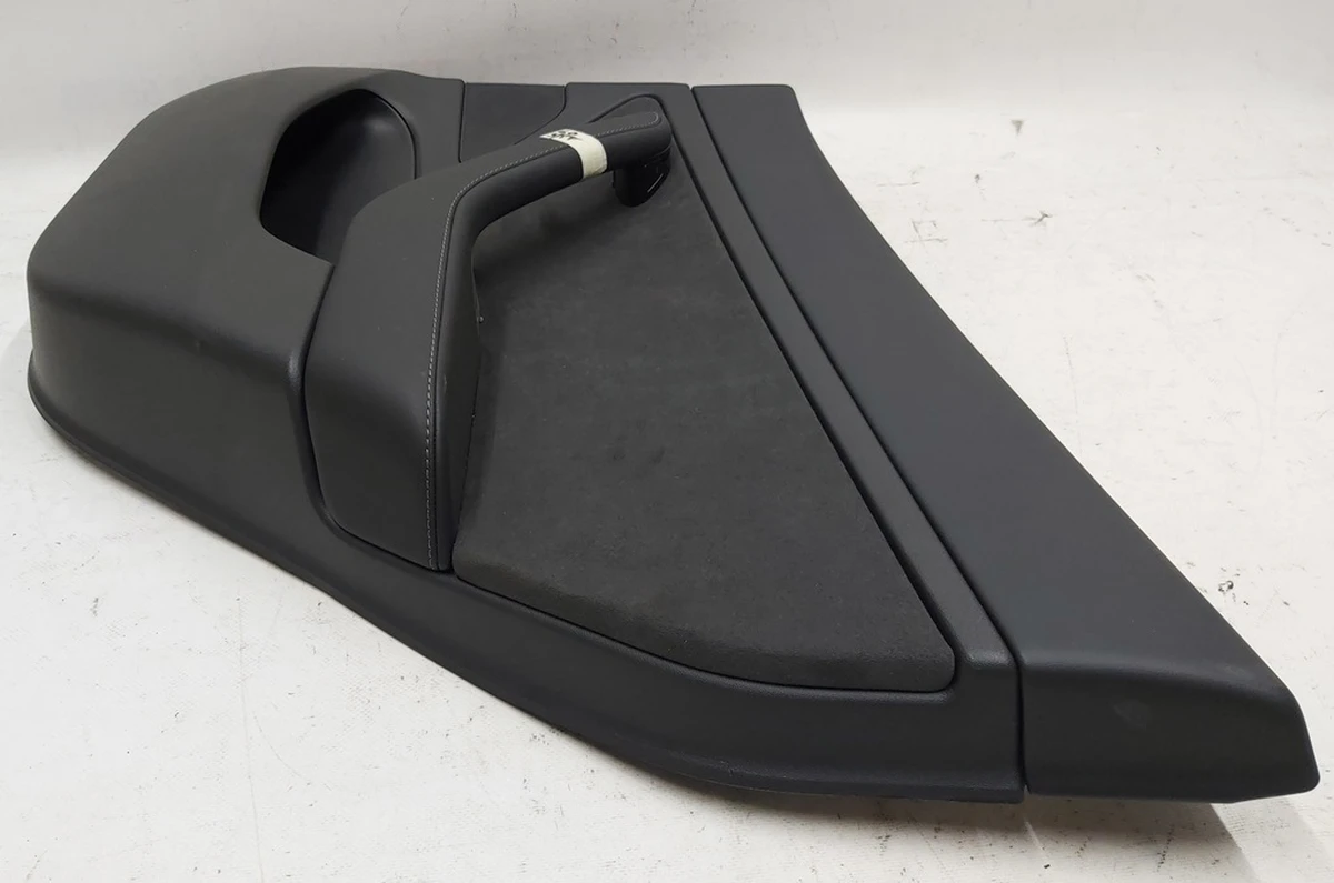 1 Карта дверей задньої правої в зборі PREM BLACK Tesla model 3 1514771-21-A
