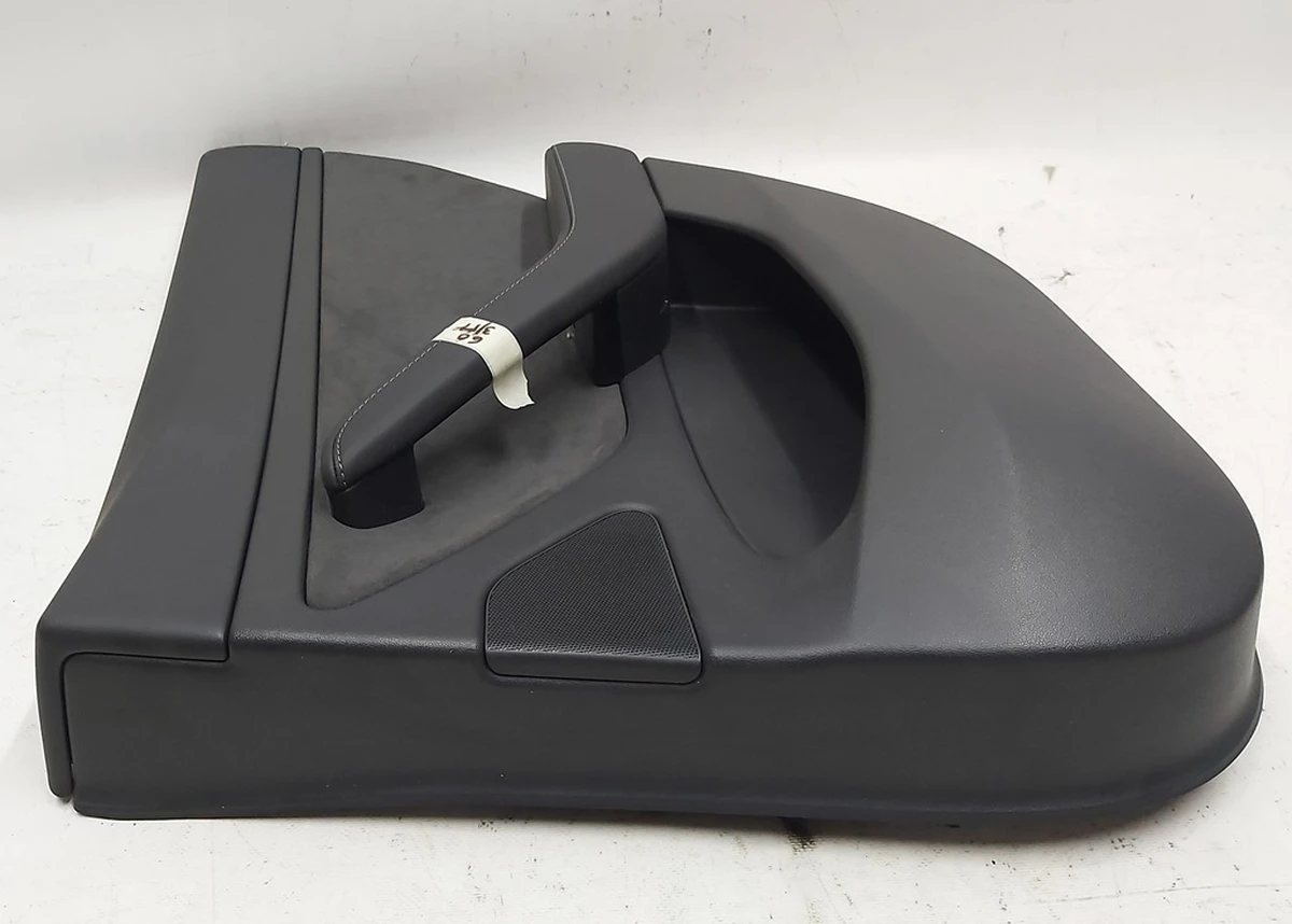 1 Карта дверей задньої правої в зборі PREM BLACK Tesla model 3 1514771-21-A