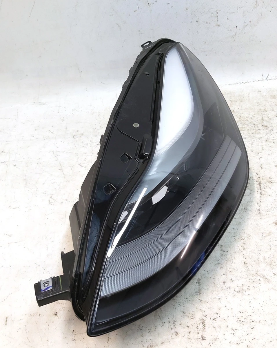 1 Фара головна ліва UP LEVEL (USA) дрібні подряпини Tesla model 3, model Y 1514952-00-E