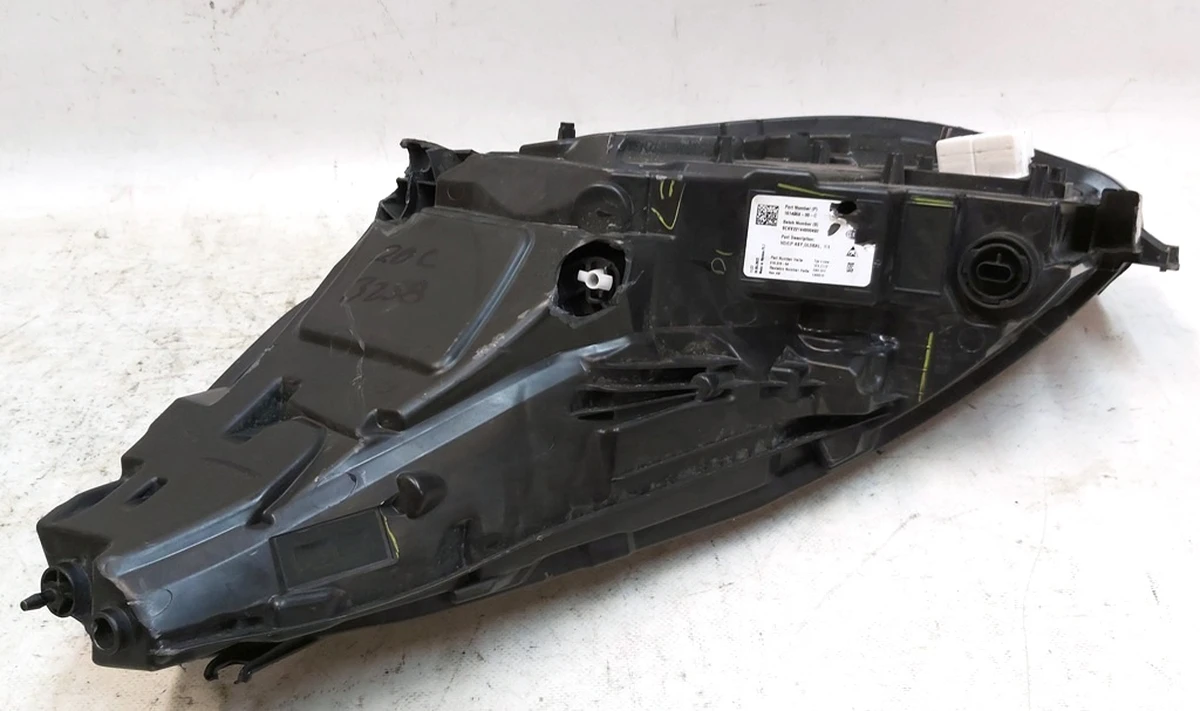 2 Фара главная правая UP LEVEL GLOBAL без блока управления с повреждением  Tesla model 3, model Y 1077372-00-K