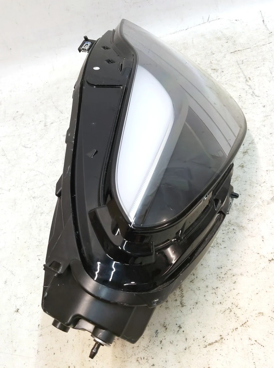 2 HD/LP ASY, SAE UP-LEVEL, RH scratches on the glass, works only turning Tesla Model 3, Model Y 1514953-00-C