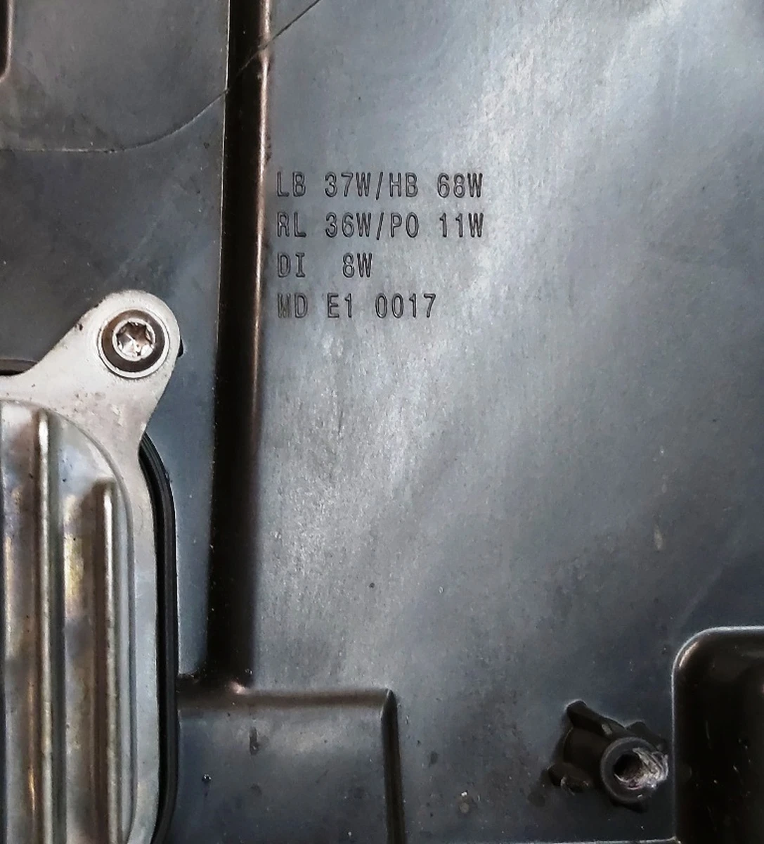 2 HD/LP ASY, SAE UP-LEVEL, RH small scratches Tesla Model 3, Model Y 1514953-00-C