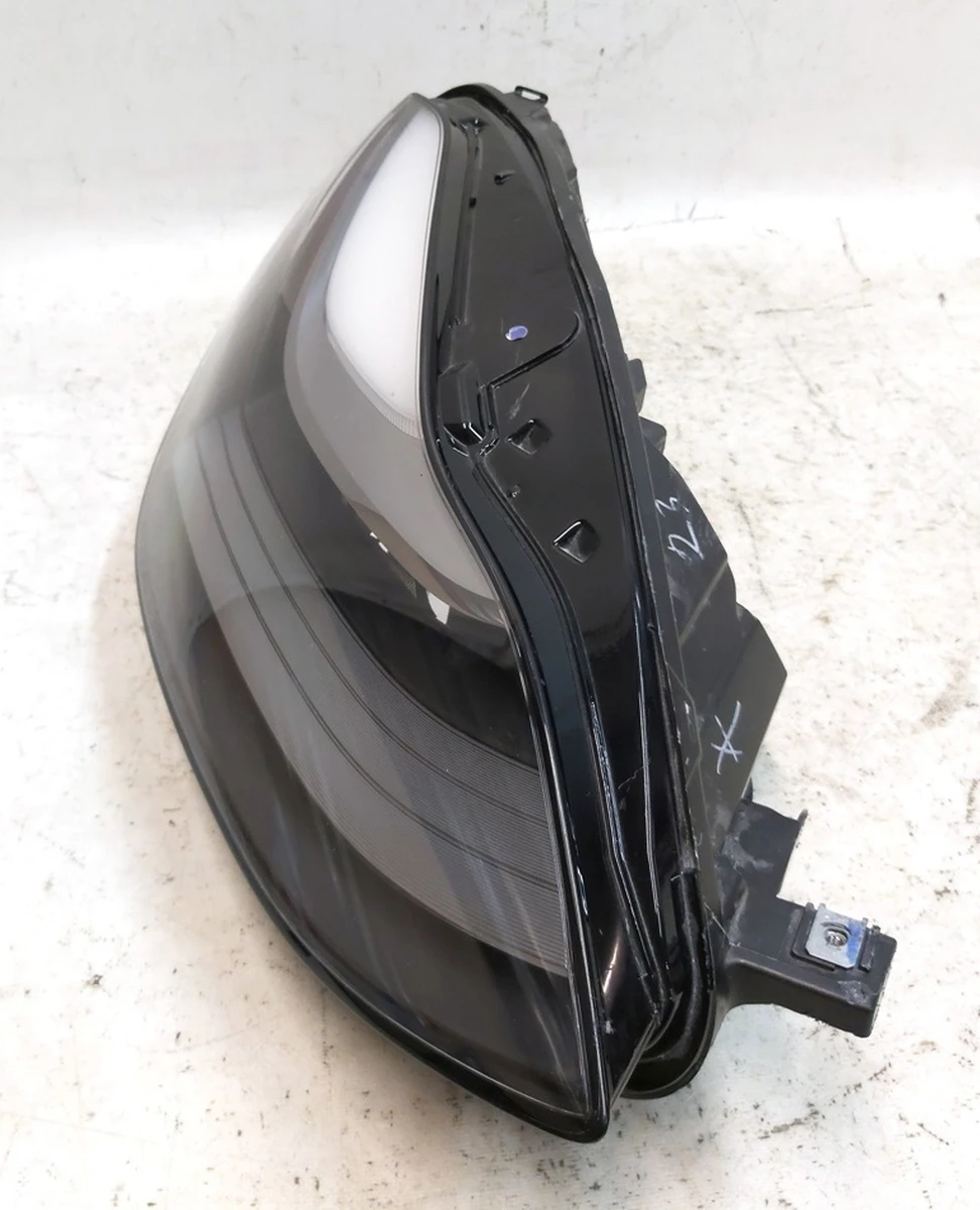 2 Фара головна права UP LEVEL (USA) Tesla model 3 model Y 1077372-00-K