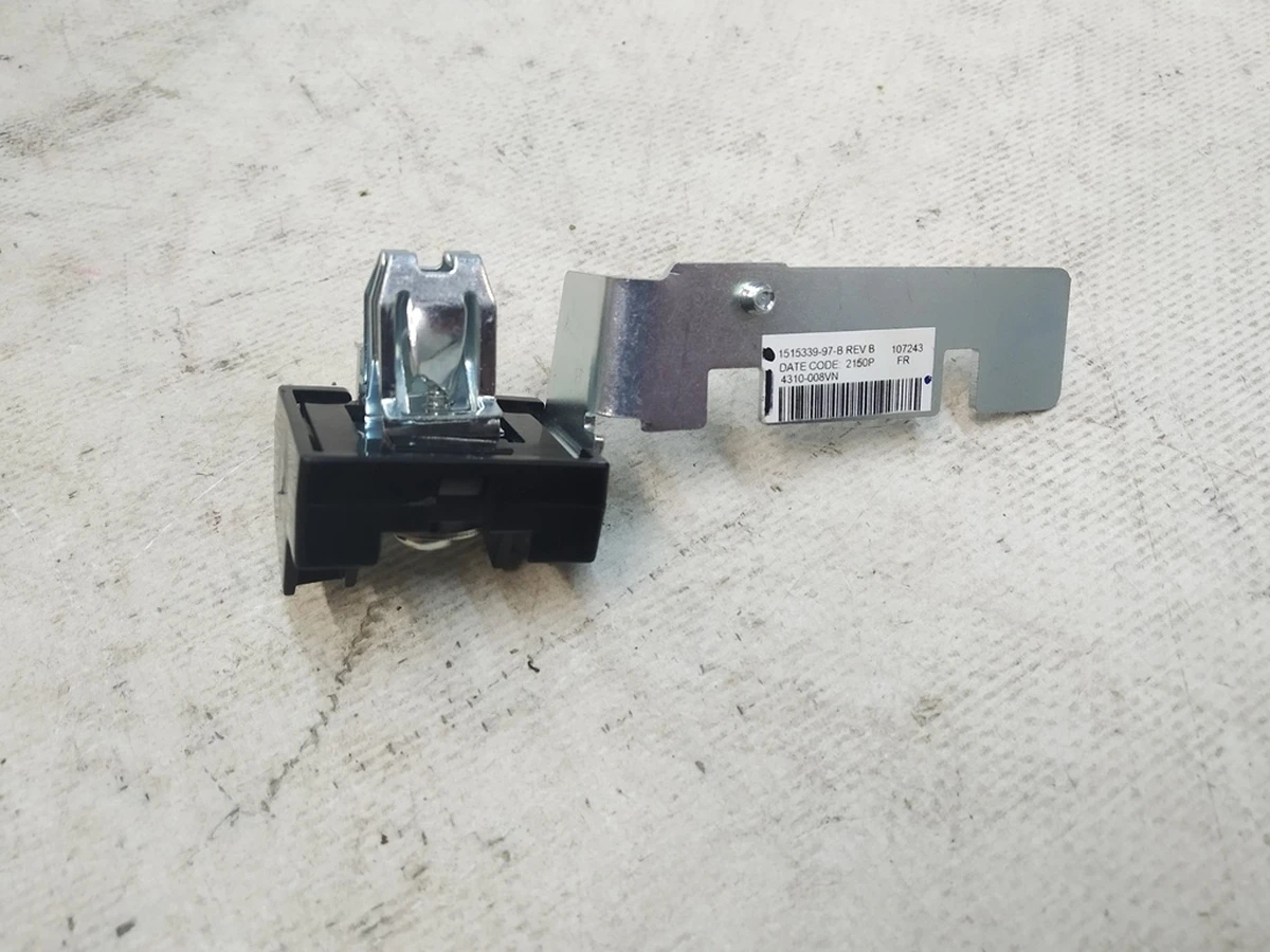 Кронштейн крючка гардеробного с подсветкой правый Tesla model Y 1515339-97-B