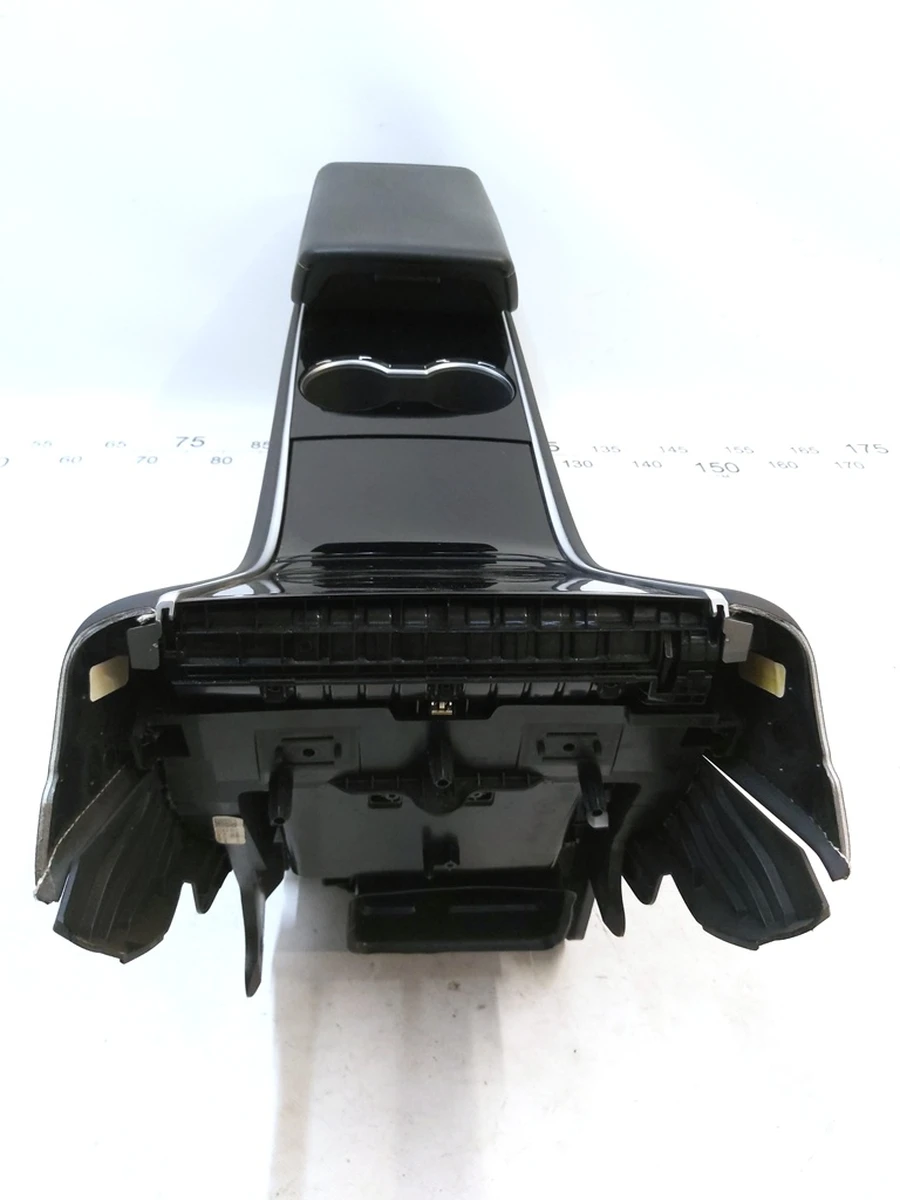 1 Центральна консоль PREM підлокітник Black підстаканник Plastic Black без блоків та проводки Tesla Model Y 1516036-00-B