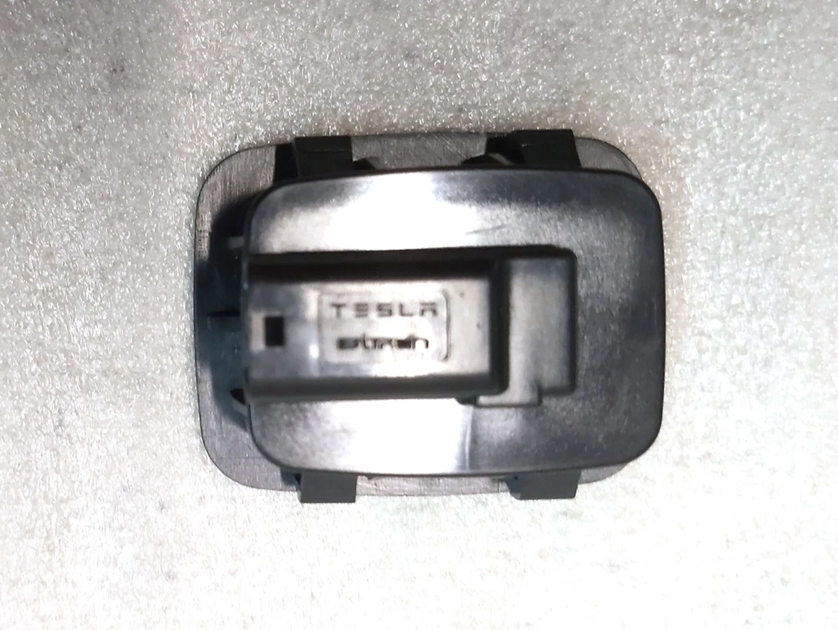 FRUNK CHILD SAFETY SWITCH Tesla model 3, model Y 1516185-00-A