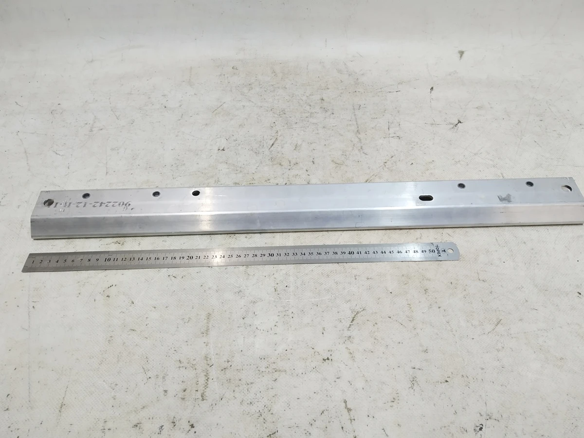 8 ASSY, FRUNK SUPPORT BEAM, MY Tesla model Y 1518495-78-C