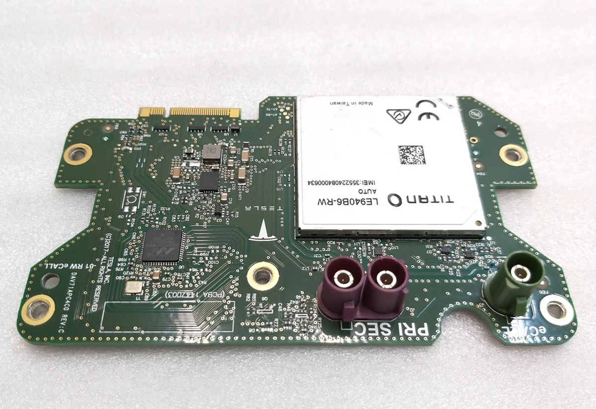 2 Модем EU (LTE) REV03 TITAN Tesla model S REST, model X, model 3, model Y 1521914-S1-B