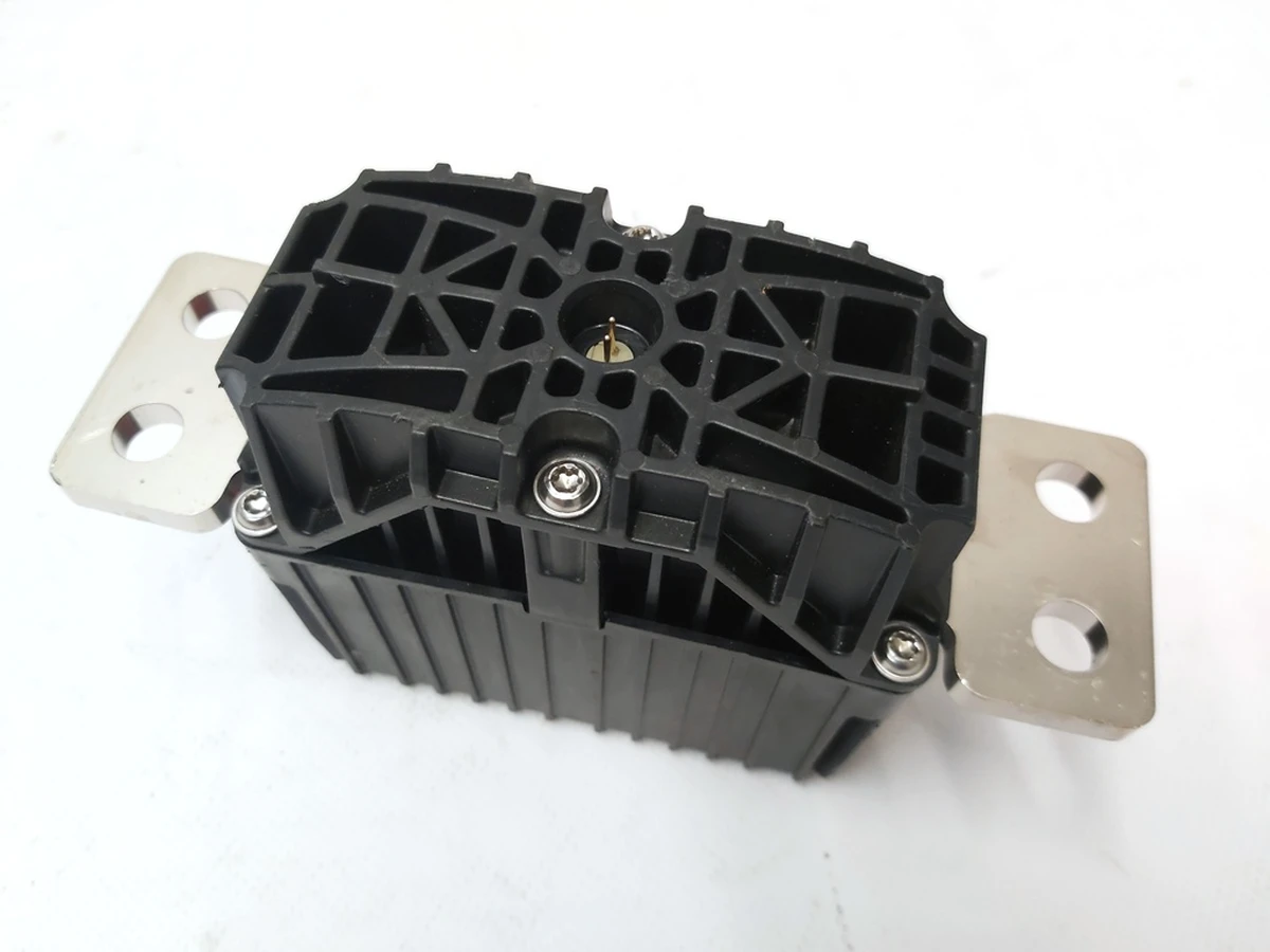 5 Пиропатрон основной батареи Tesla Model S Feb 2021, Model S June 2025, Model X Mar 2021, Model X June 2025 1523878-00-E