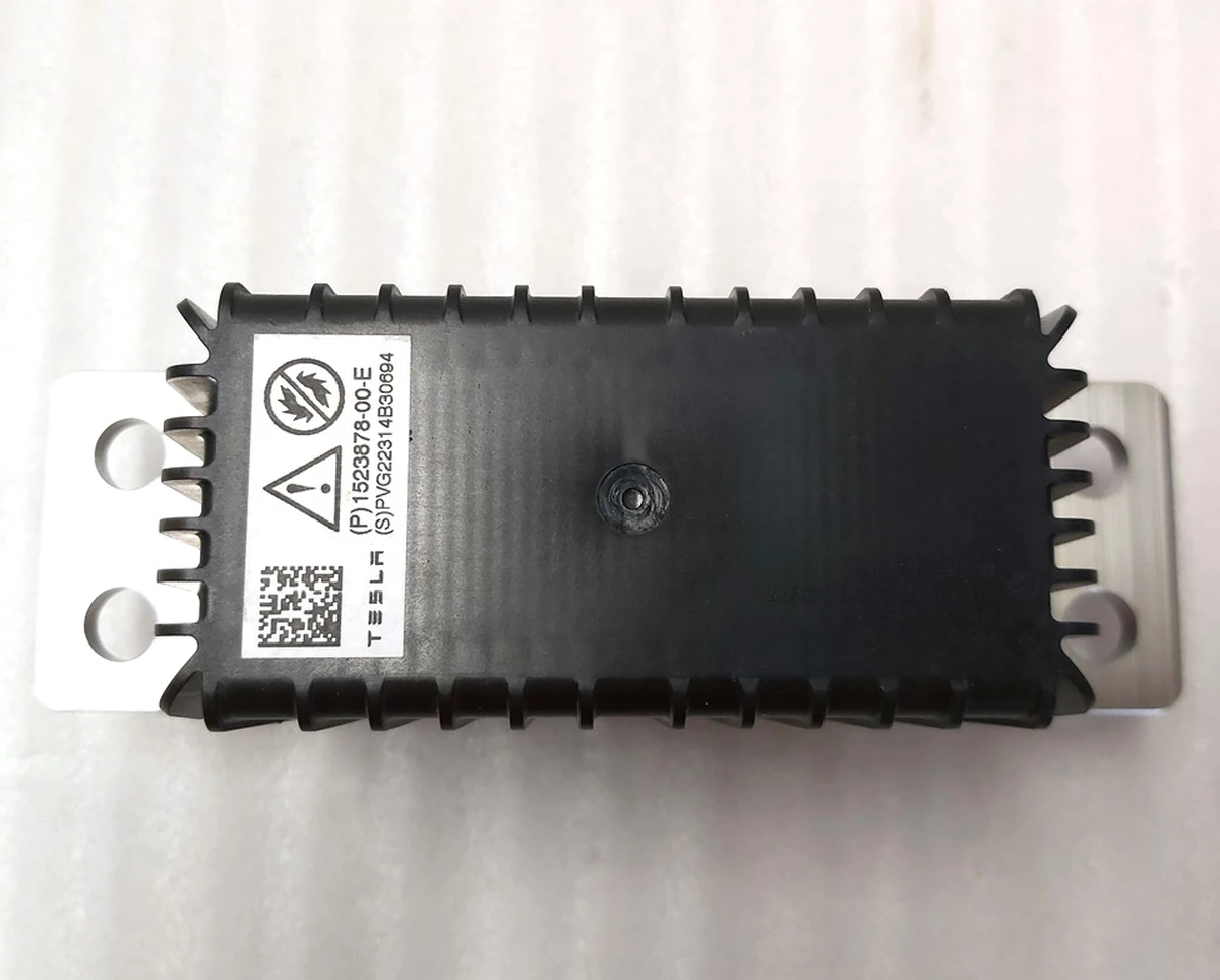 5 DISCONNECT, PYROTECHNIC Tesla Model S Feb 2021, Model S June 2025, Model X Mar 2021, Model X June 2025 1523878-00-E