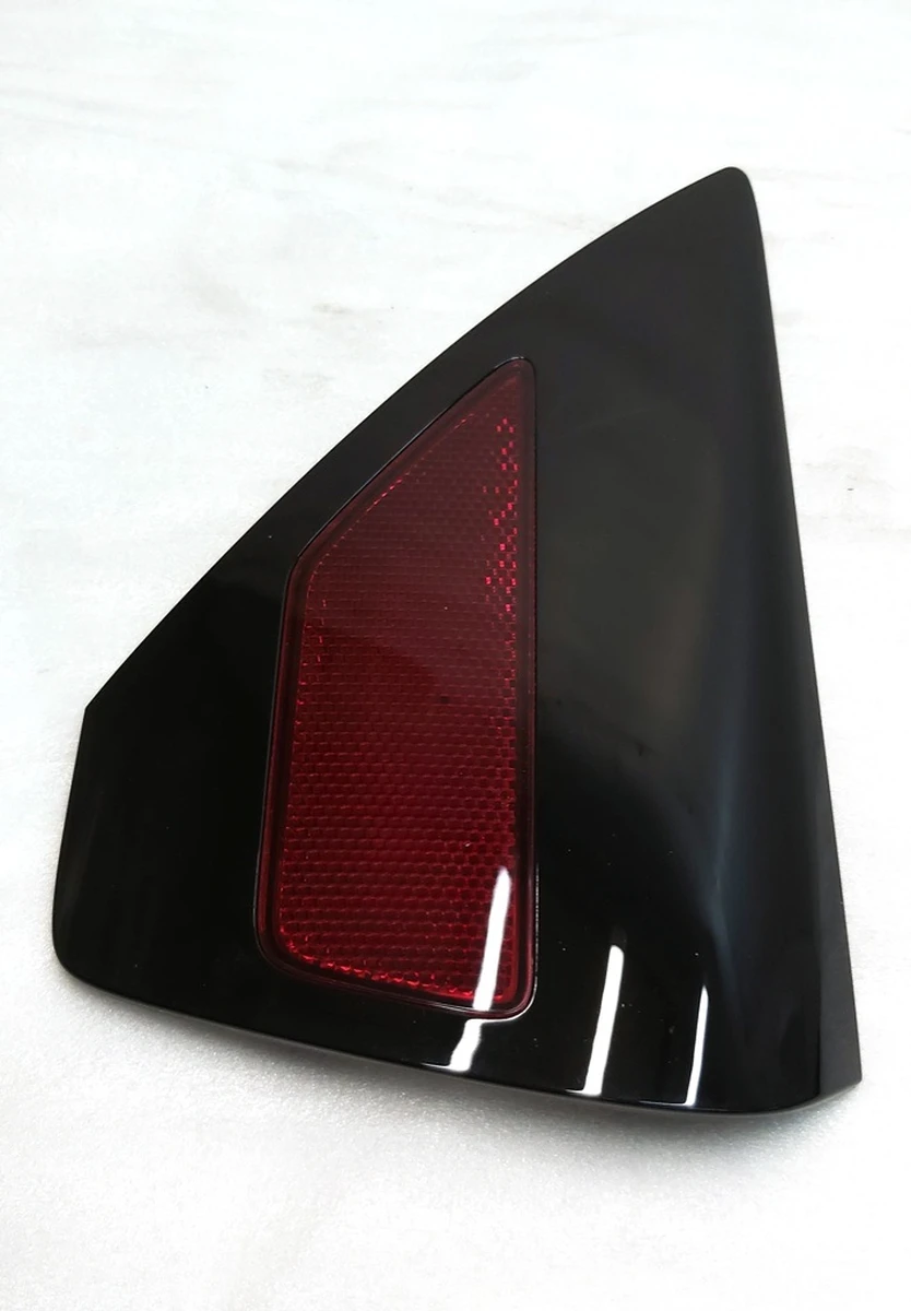 Cover-reflector, upper hatch of the charging port Tesla model 3, model Y 1566302 1555513 1084854