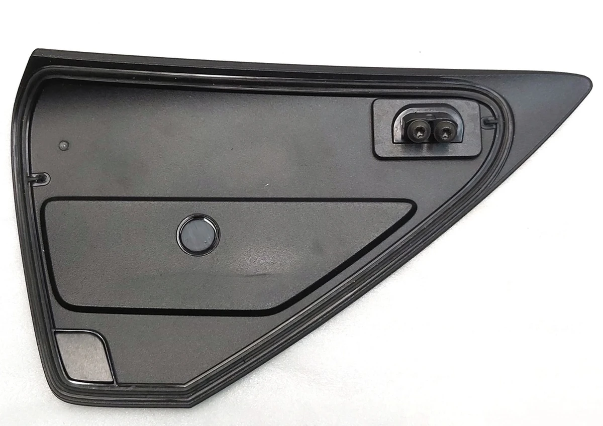 Кришка-відбивач верхня люка порту зарядки Tesla model 3, model Y 1566302 1555513 1084854