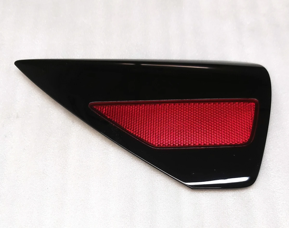 Cover-reflector, upper hatch of the charging port Tesla model 3, model Y 1566302 1555513 1084854