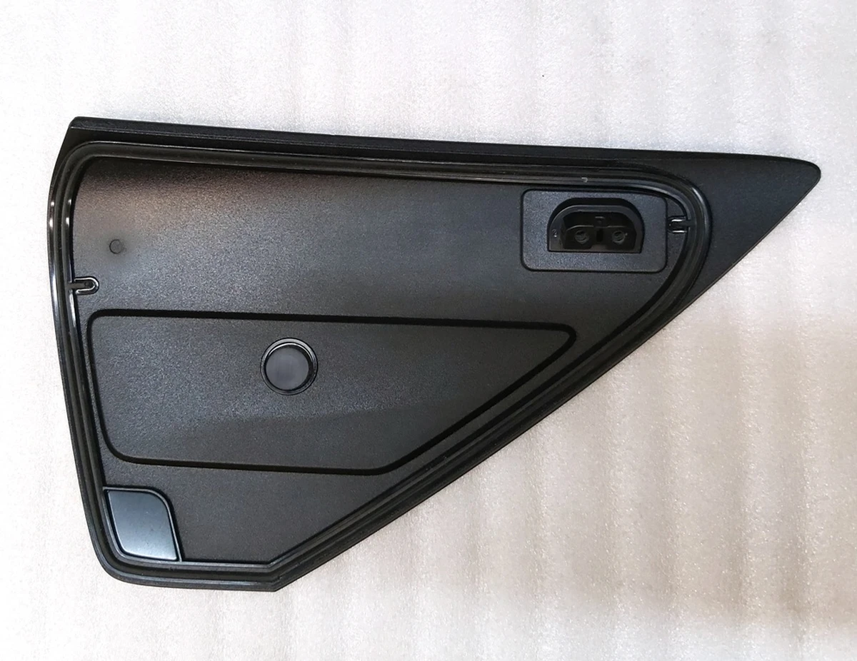 Cover-reflector, upper hatch of the charging port Tesla model 3, model Y 1566302 1555513 1084854