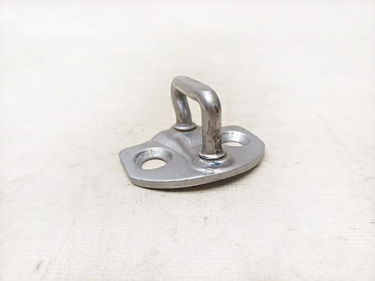 4 Петля замка дверей передніх/задніх лівих/правих з пошкодженням Tesla Model 3, Model Y 1525919-00-A