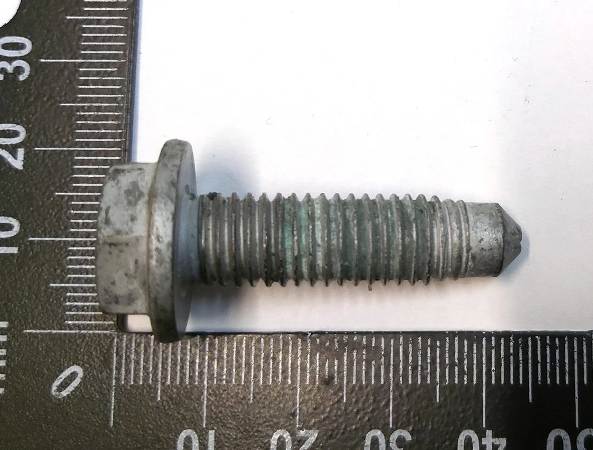 6 Болт кріплення ременя безпеки HF,M10-1.5X36,[109],G0410,CMAT,A02 Tesla model Y 1526012-00-A