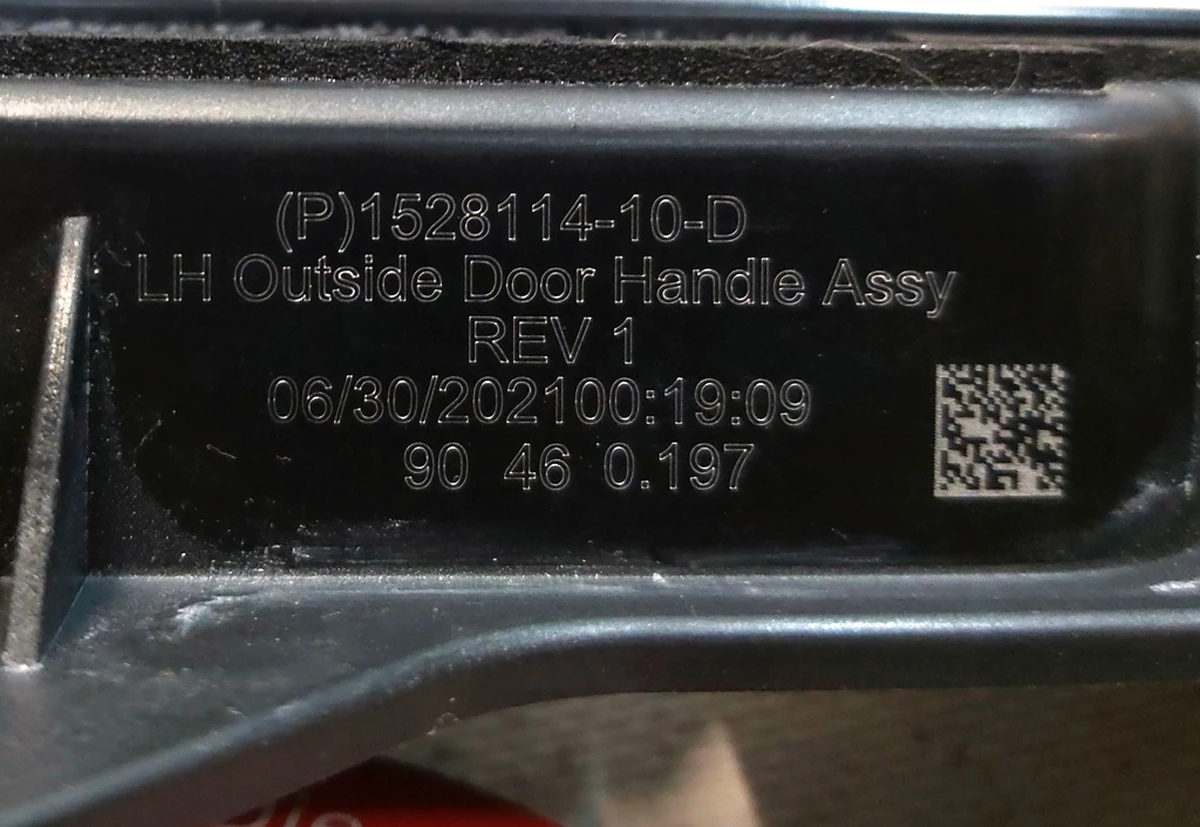 DOOR HANDLE OUTER, PASSIVE, LH - BLACK Tesla model 3, model Y 1081831-01-K